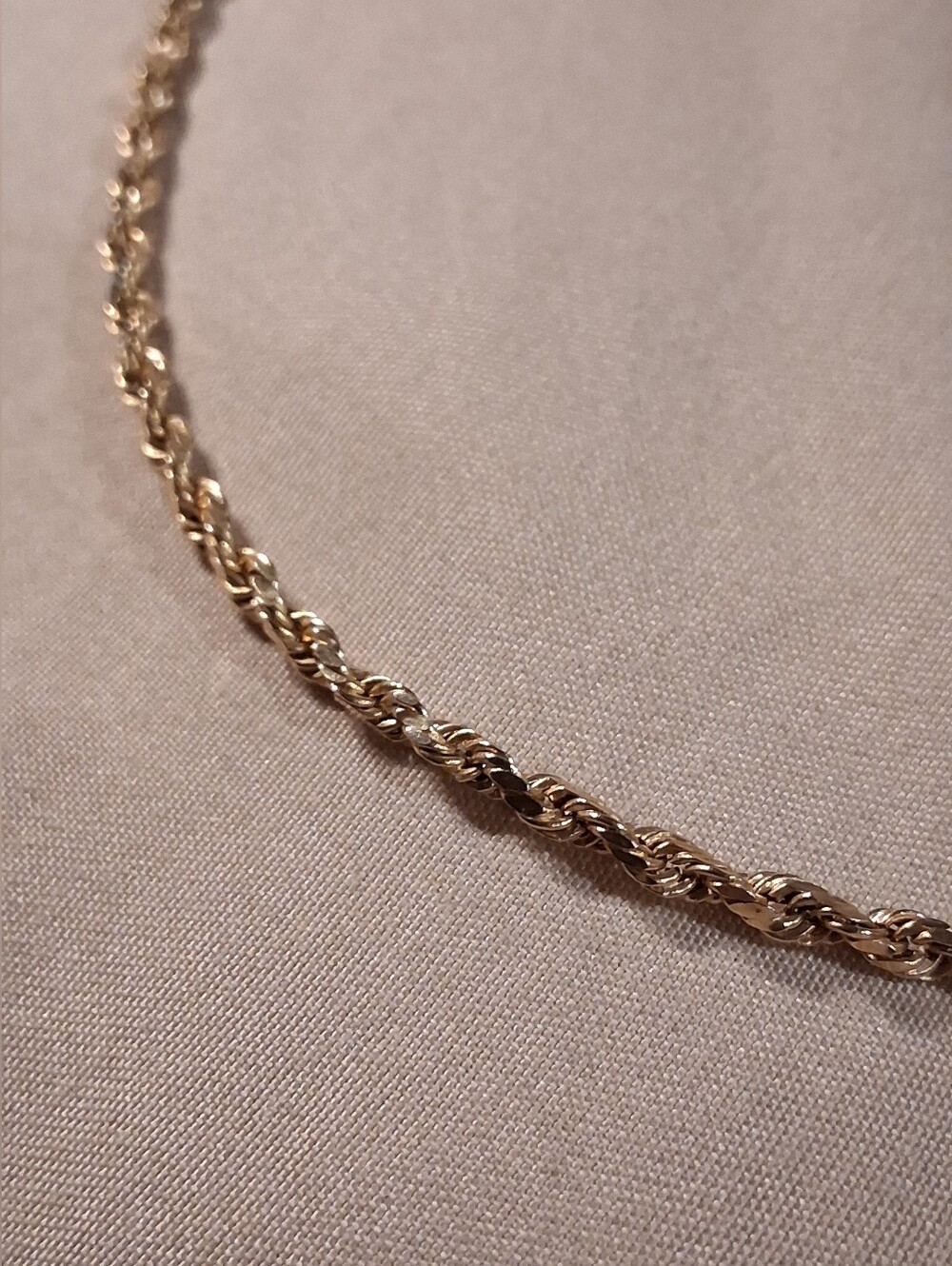 Vintage 14K Yellow Gold IBB Rope Chain Necklace 22.5” | 5g | Timeless Luxury